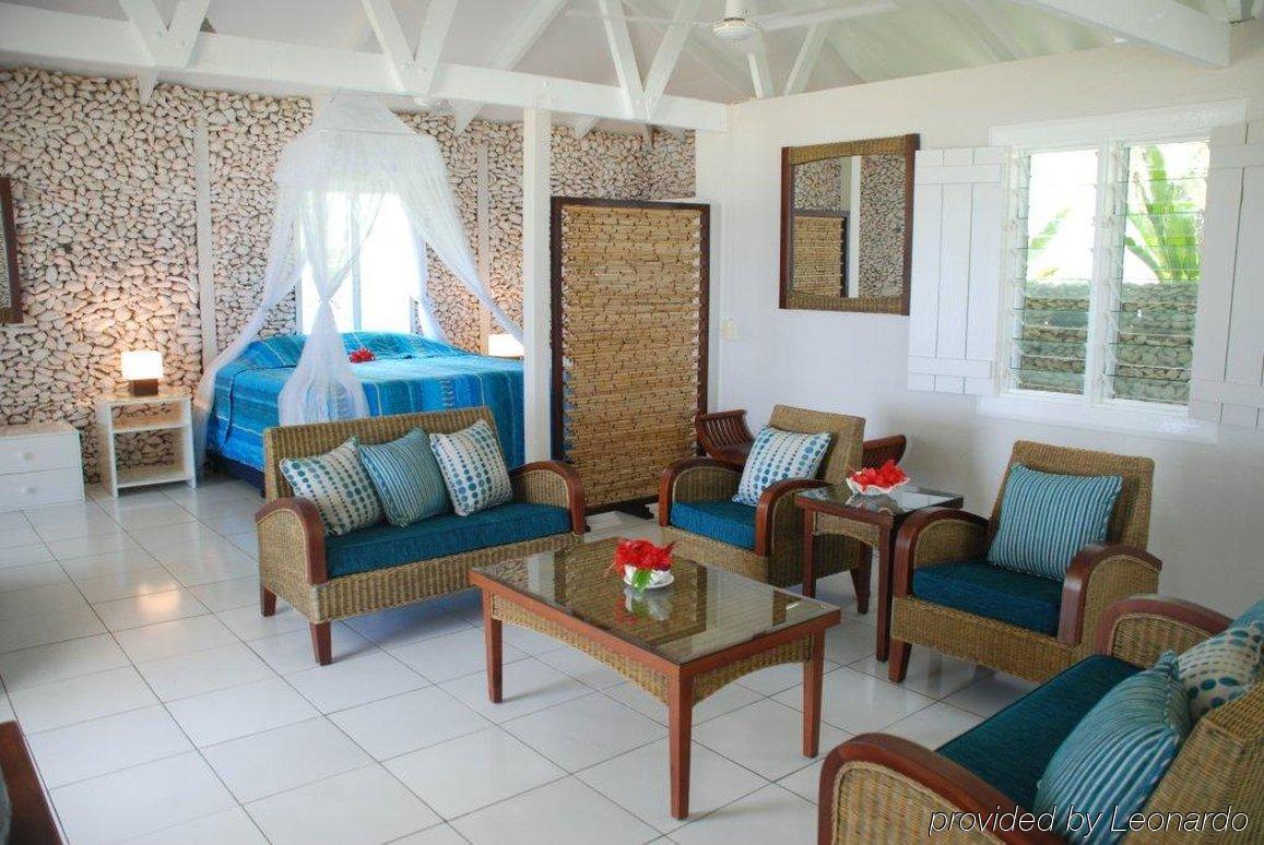 Tamanu On The Beach Port Vila Exterior photo
