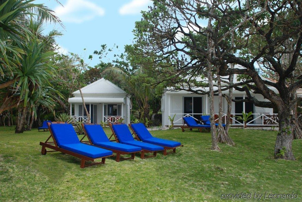 Tamanu On The Beach Port Vila Exterior photo