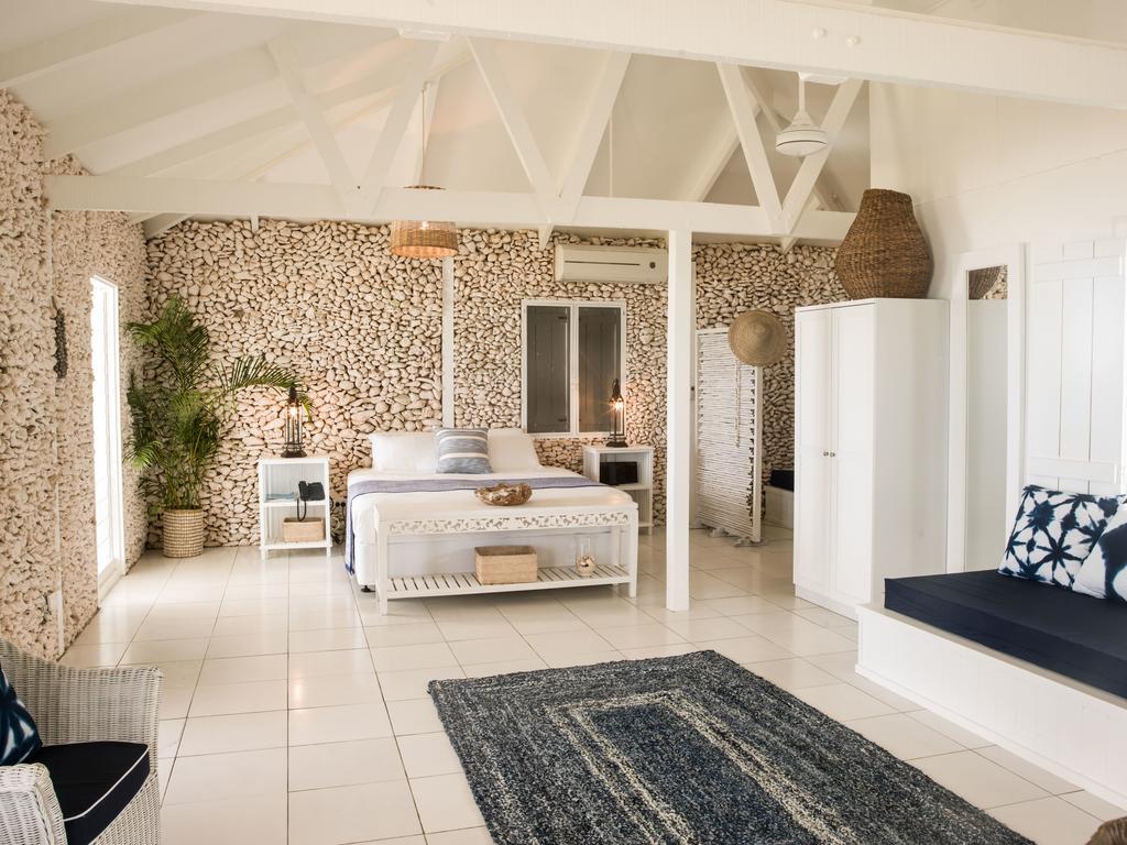Tamanu On The Beach Port Vila Exterior photo