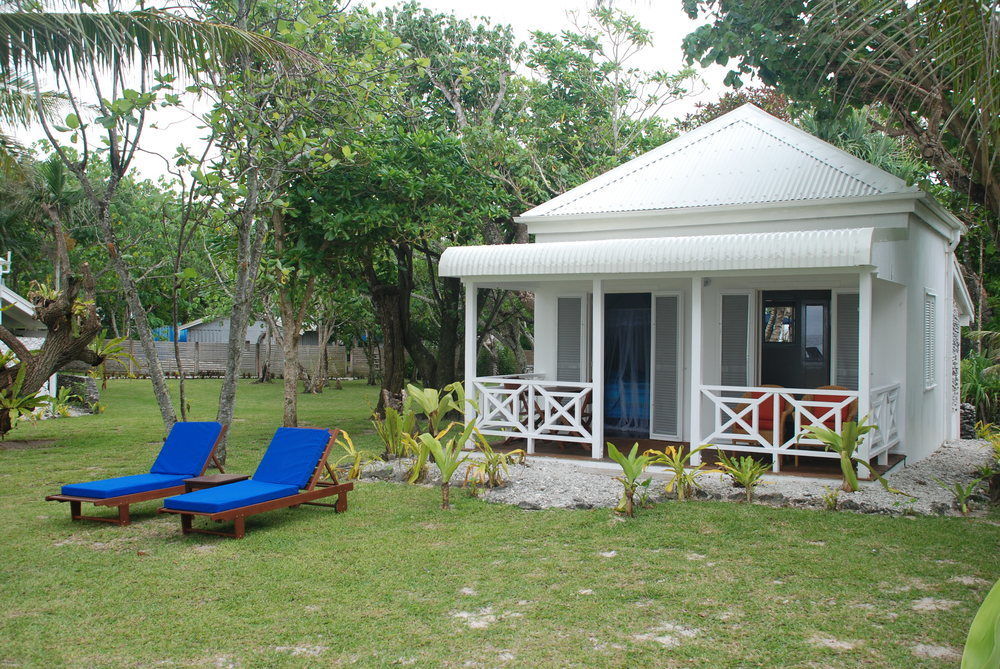 Tamanu On The Beach Port Vila Exterior photo