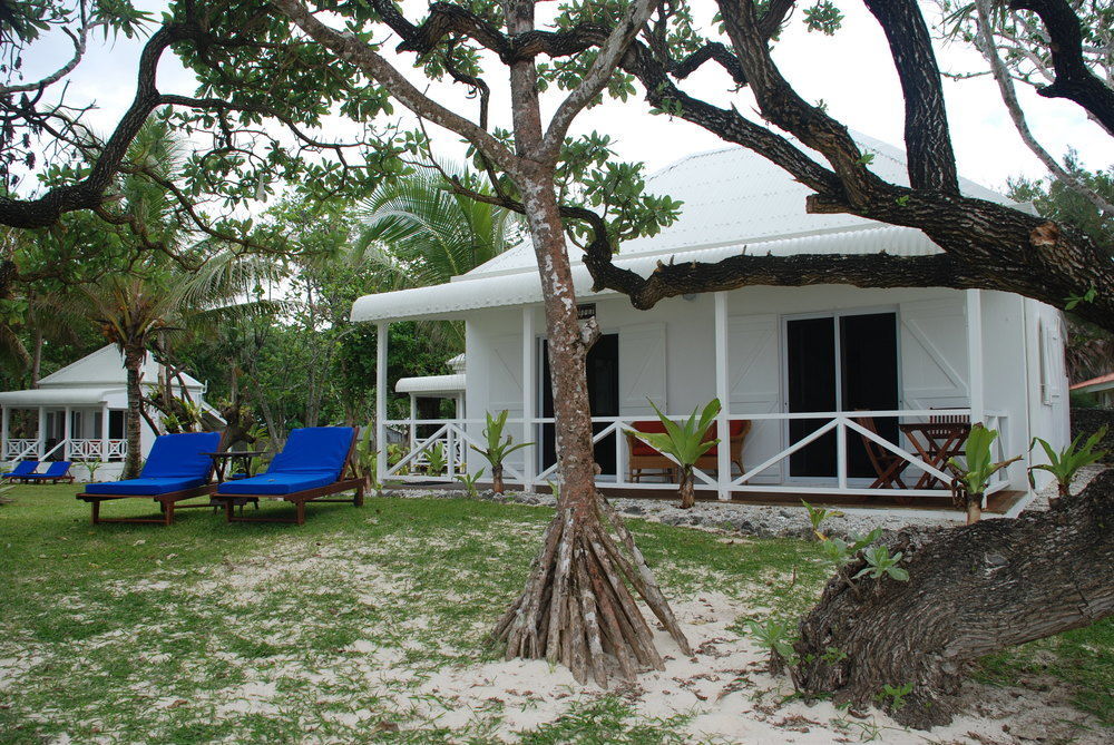Tamanu On The Beach Port Vila Exterior photo