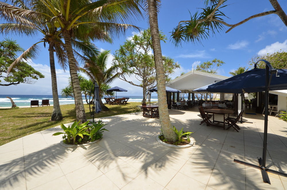 Tamanu On The Beach Port Vila Exterior photo