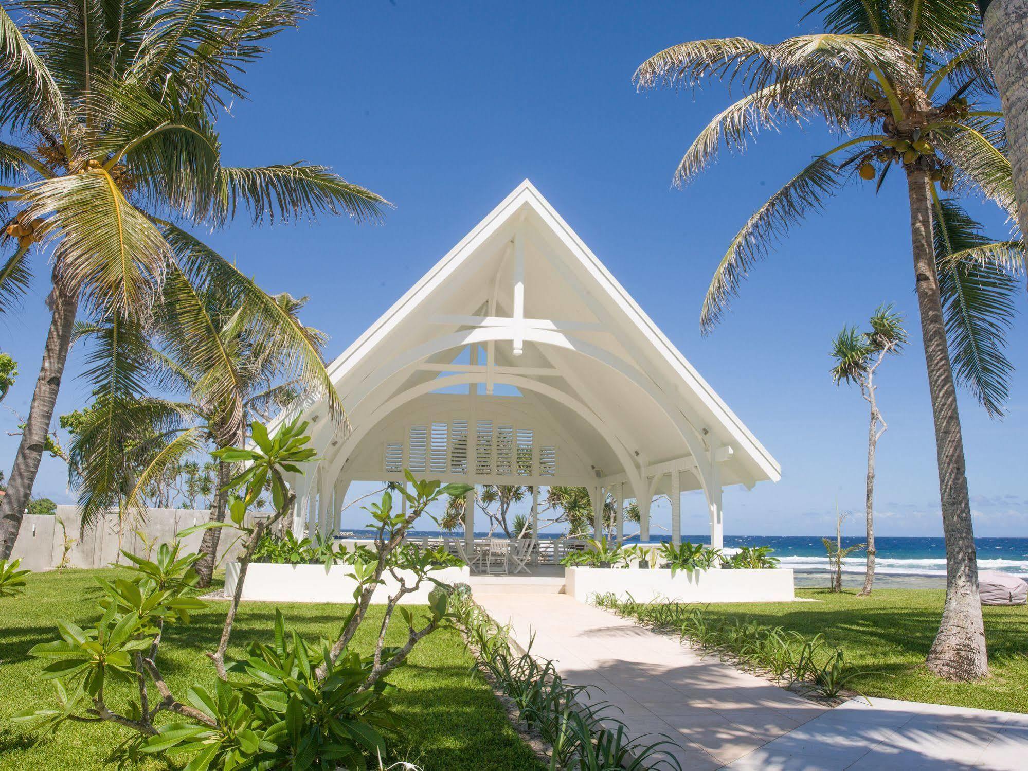 Tamanu On The Beach Port Vila Exterior photo