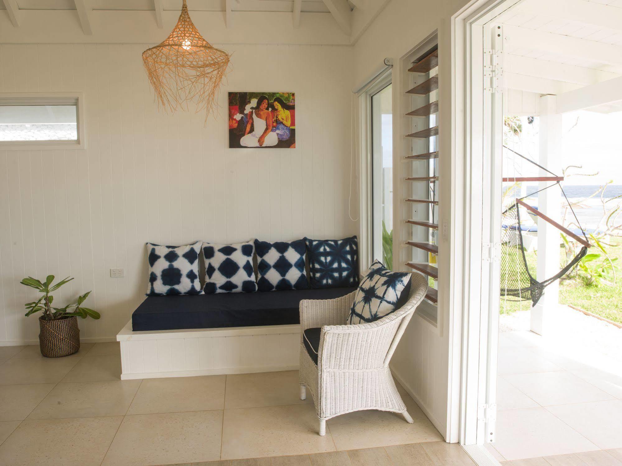 Tamanu On The Beach Port Vila Exterior photo
