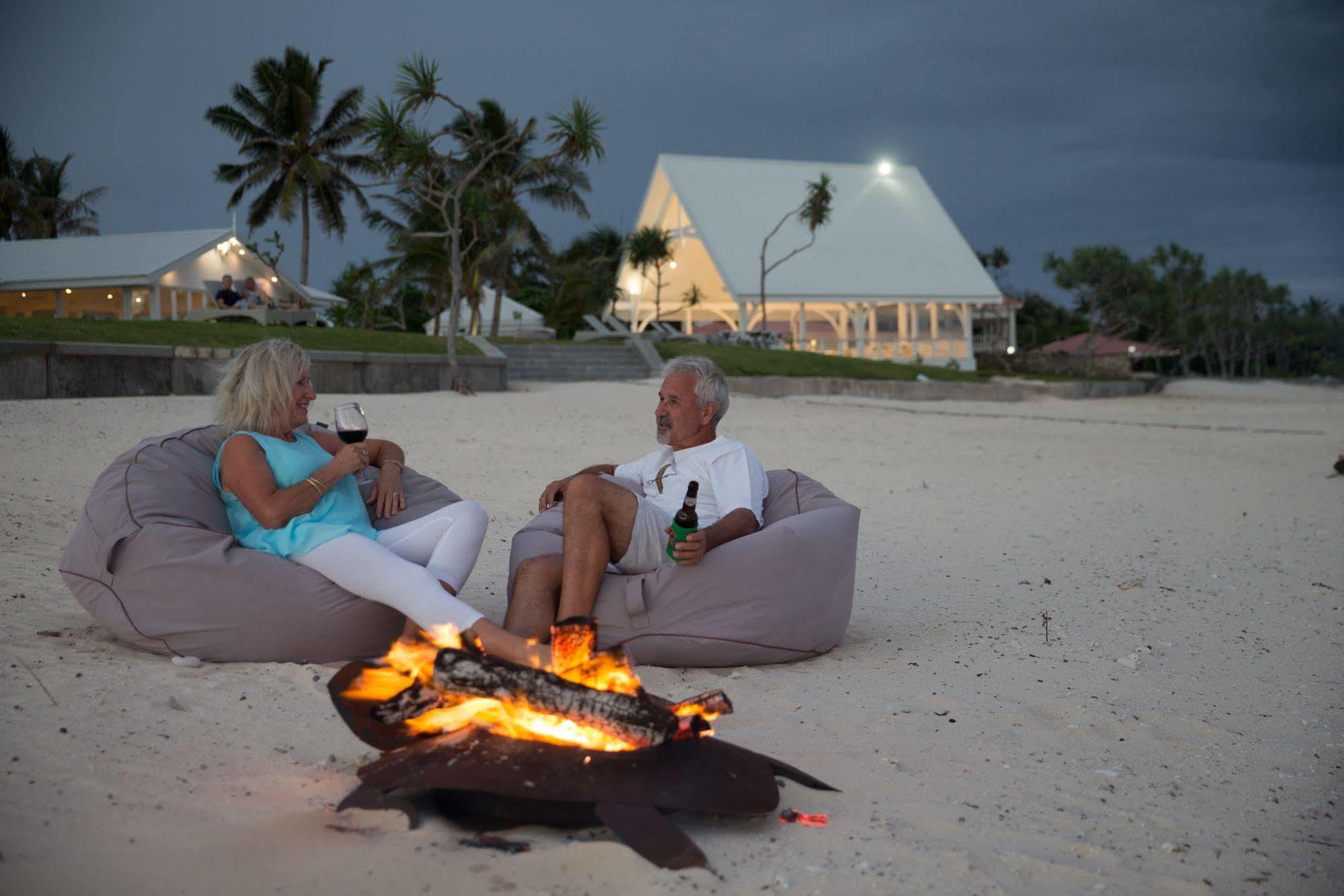 Tamanu On The Beach Port Vila Exterior photo