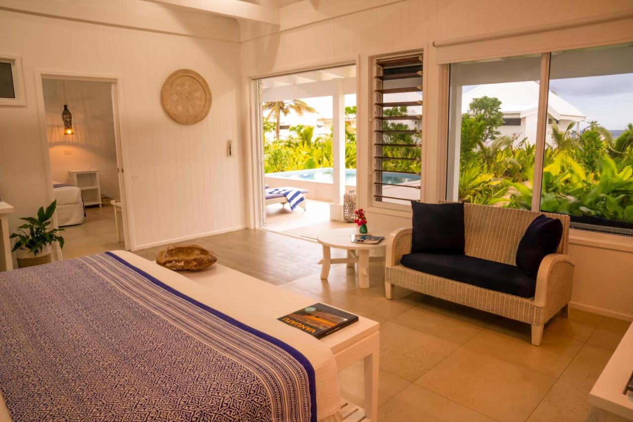 Tamanu On The Beach Port Vila Exterior photo